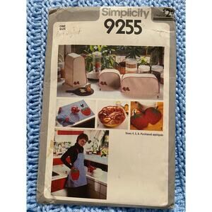Simplicity sewing pattern  9255 Apron toaster cozy place mat